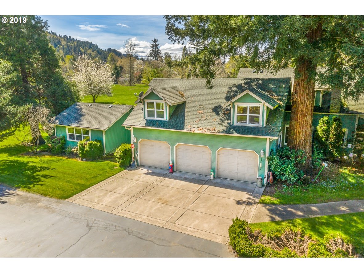 8745 Thurston Road Springfield, OR 97478 - Photo 4 of 31 Gallery Image 4