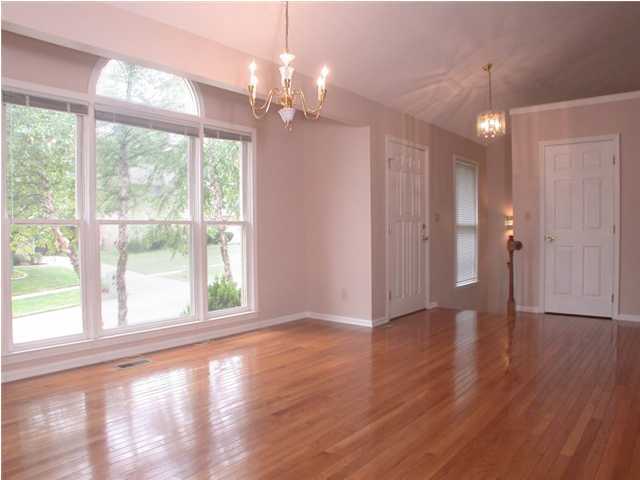 8309 Lacevine Road Louisville, KY 40220 - Photo 3 of 20 Additional Photo