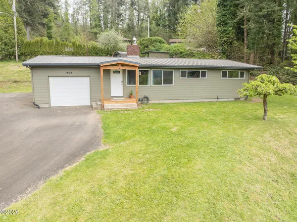 $489,000 | 1625 Southeast Hillvale Lane, Toledo, OR 97391