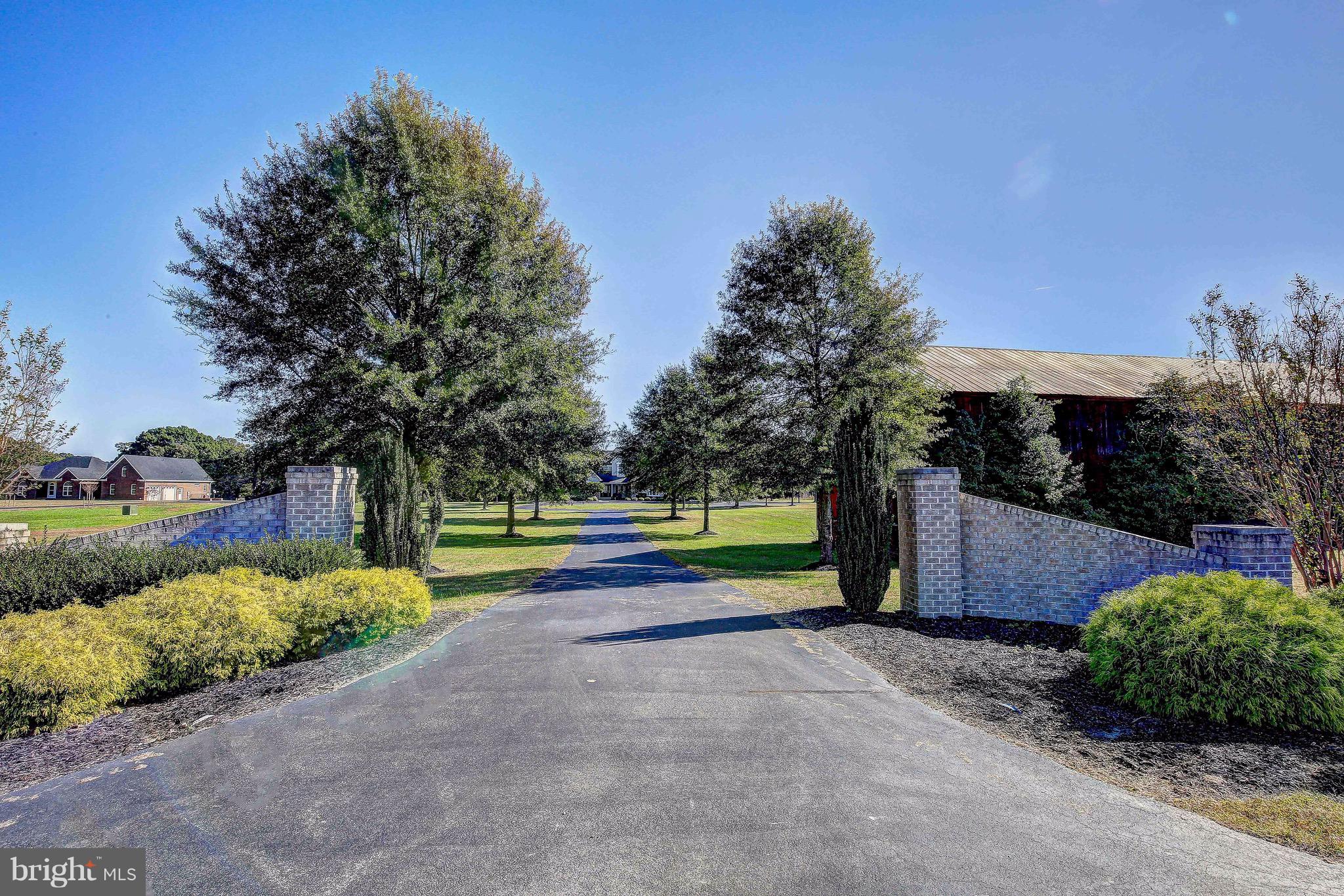 2025 Potts Point Road Huntingtown, MD 20639 - Photo 49 of 53 Grand enterance to property!