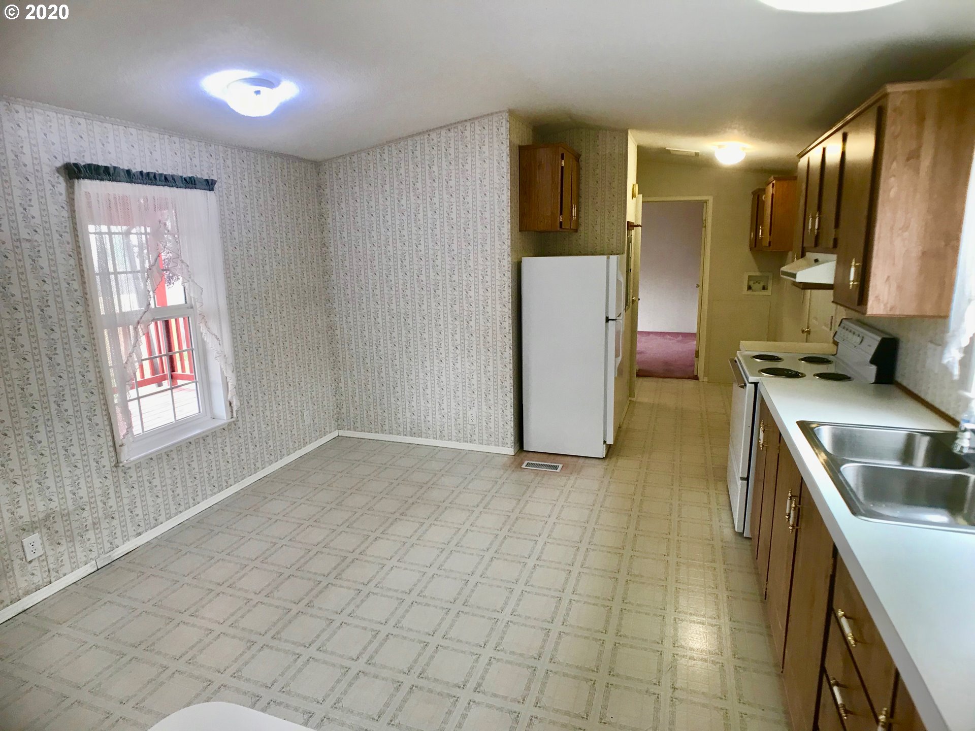 4973 Morely Loop Eugene, OR 97402 - Photo 11 of 19 Gallery Image 11