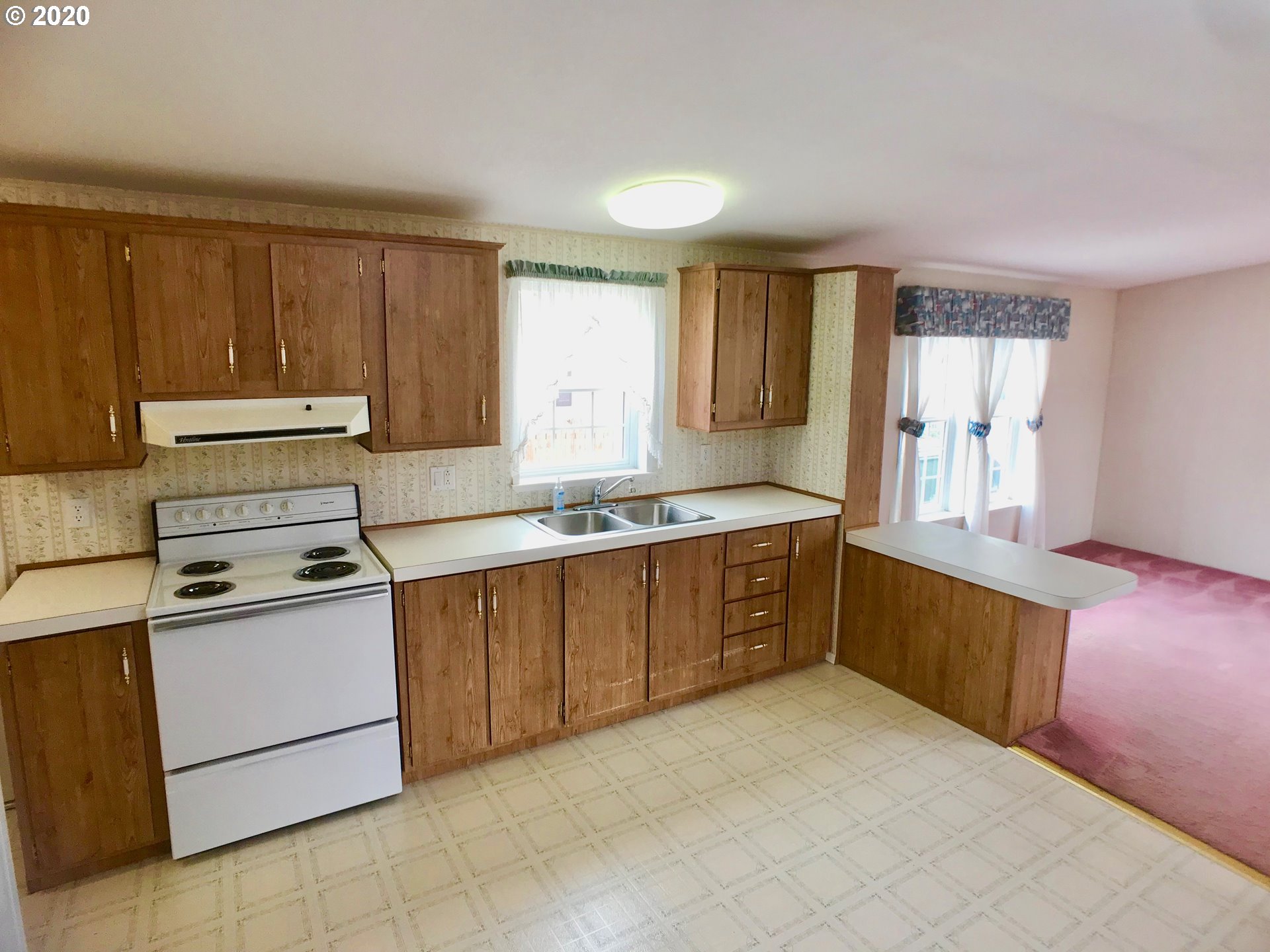 4973 Morely Loop Eugene, OR 97402 - Photo 13 of 19 Gallery Image 13