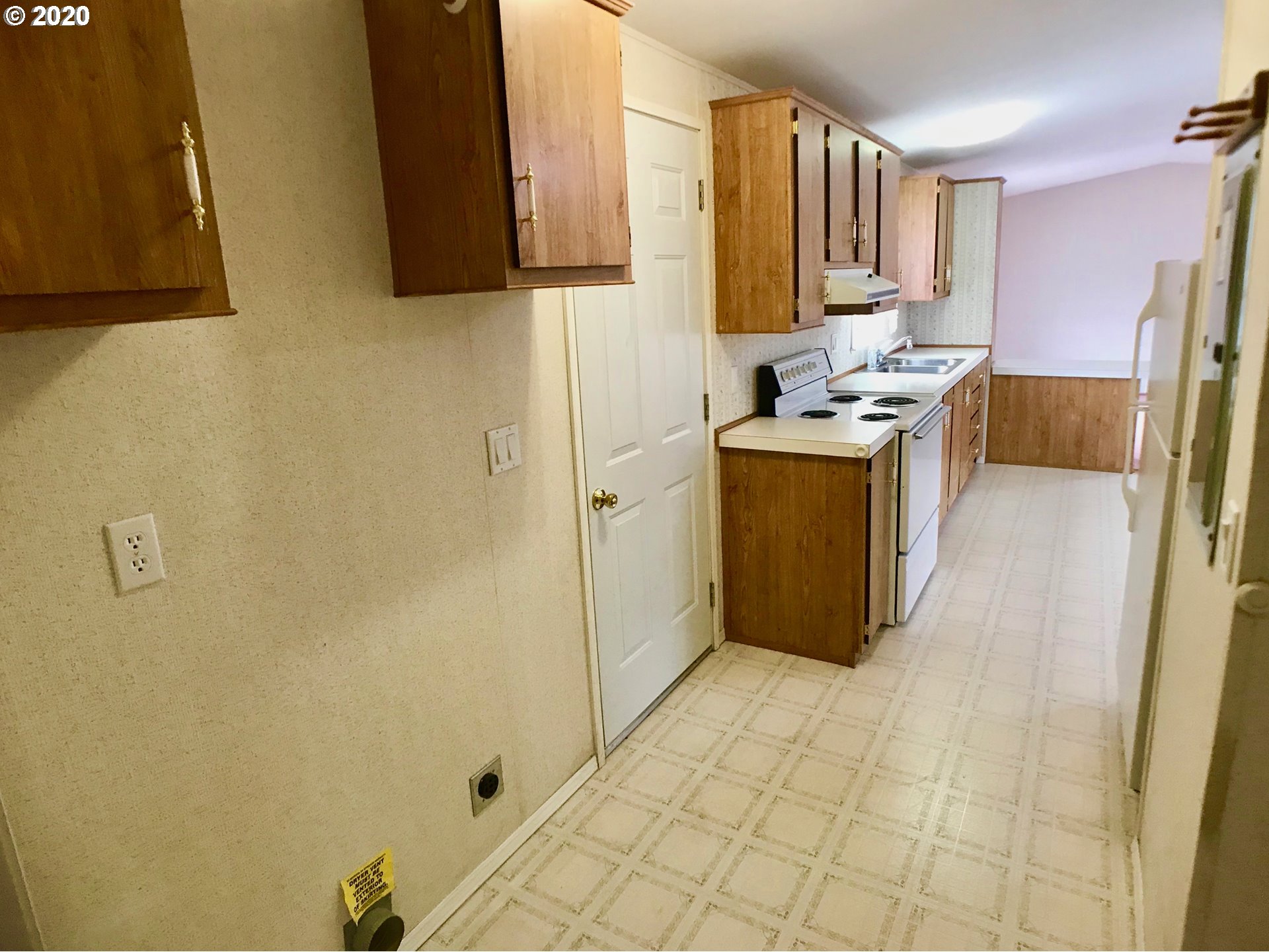 4973 Morely Loop Eugene, OR 97402 - Photo 15 of 19 Gallery Image 15
