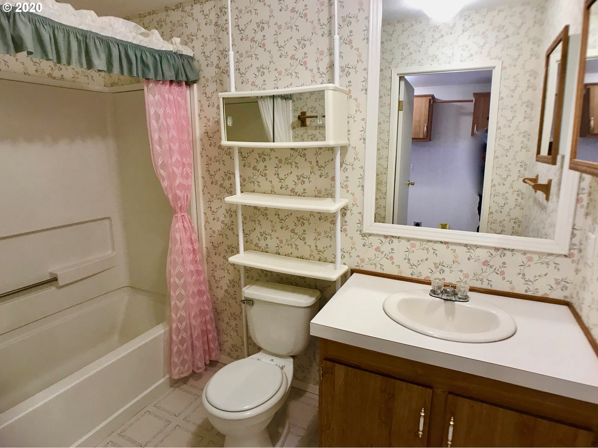 4973 Morely Loop Eugene, OR 97402 - Photo 17 of 19 Gallery Image 17