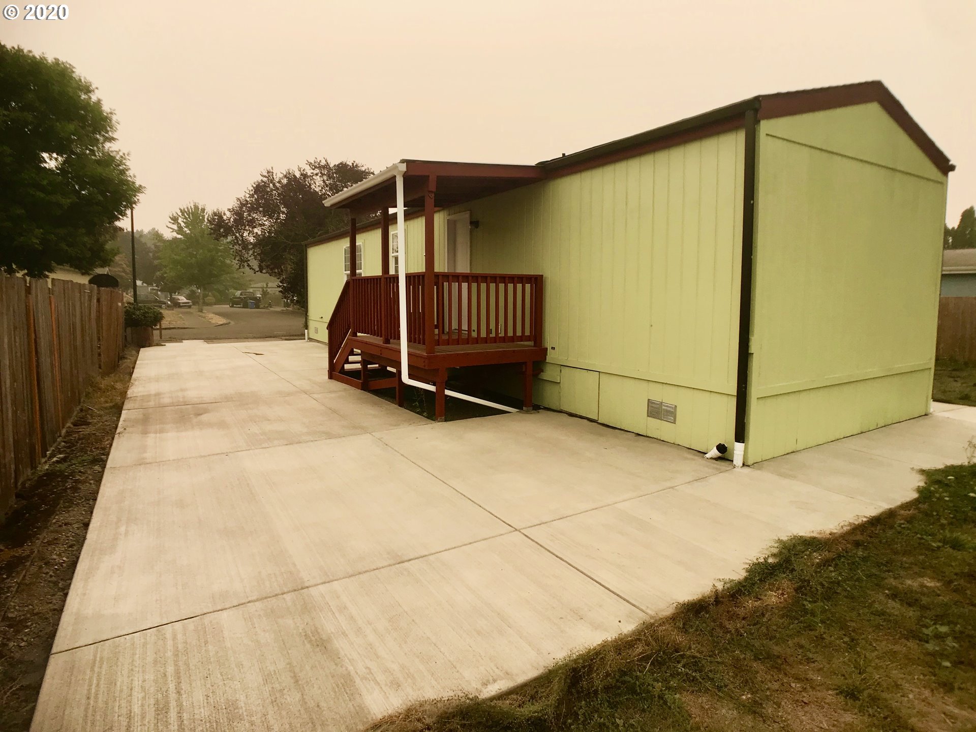 4973 Morely Loop Eugene, OR 97402 - Photo 3 of 19 Gallery Image 3