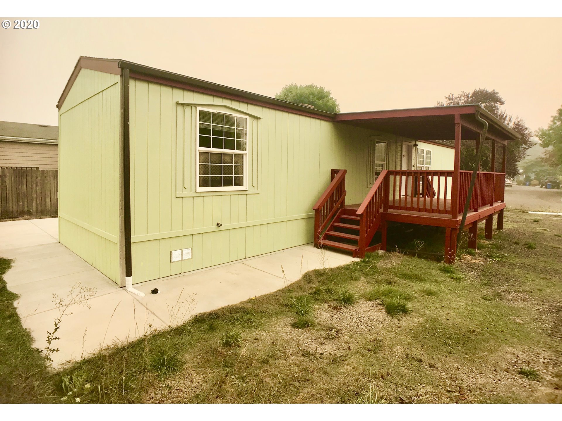 4973 Morely Loop Eugene, OR 97402 - Photo 4 of 19 Gallery Image 4