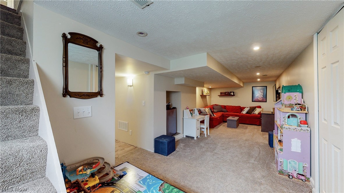 6266 Stow Road Hudson, OH 44236 - Photo 21 of 30 Gallery Image 21