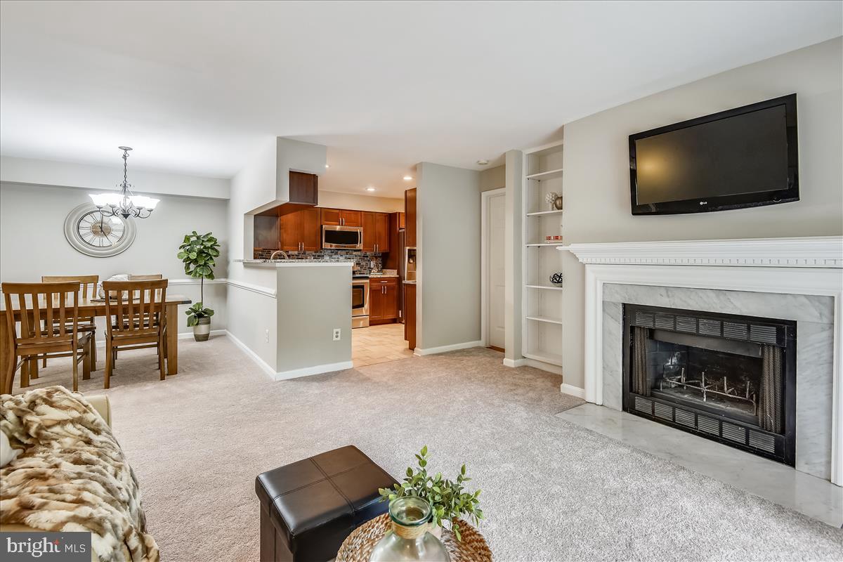 2220 Springwood Drive, Unit 102B Reston, VA 20191 - Photo 12 of 24 Living Room