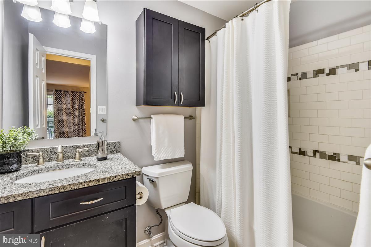 2220 Springwood Drive, Unit 102B Reston, VA 20191 - Photo 18 of 24 Master Bath