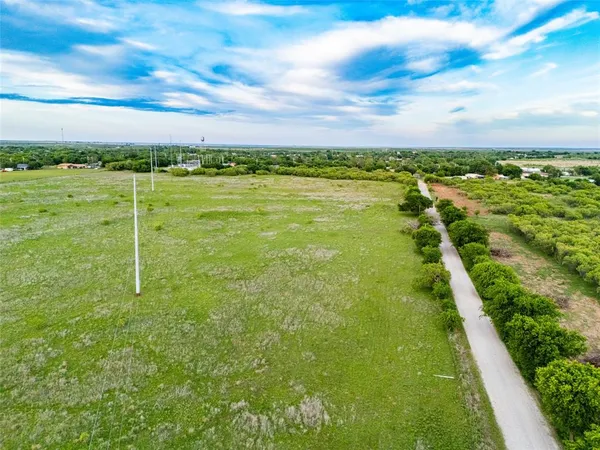 $399,000 | 508 West Hugo Street, Petrolia, TX 76377