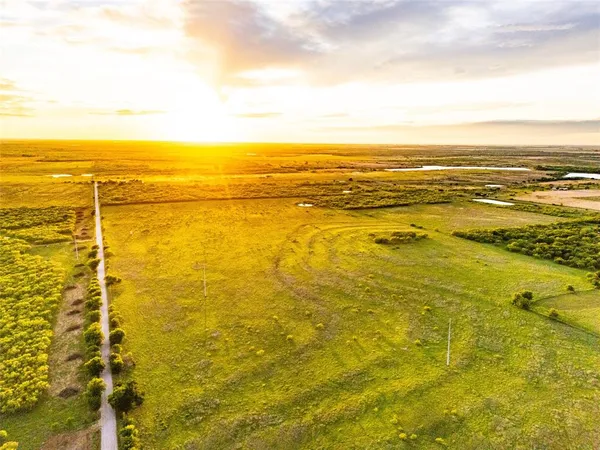 $399,000 | 508 West Hugo Street, Petrolia, TX 76377