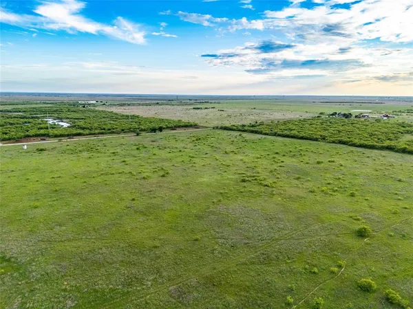 $399,000 | 508 West Hugo Street, Petrolia, TX 76377