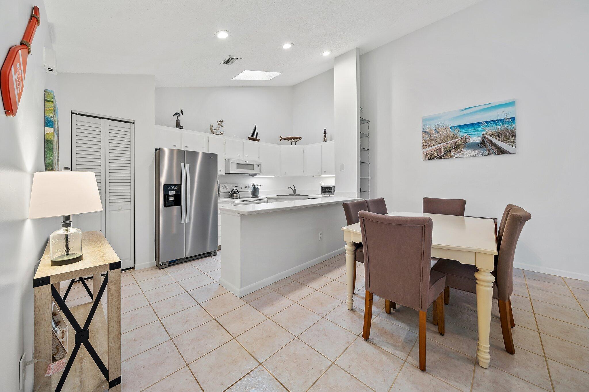 1801 South Us Highway, Unit 14B Jupiter, FL 33477 - Photo 15 of 33 014-1801US1N14A-Jupiter-FL-SMALL