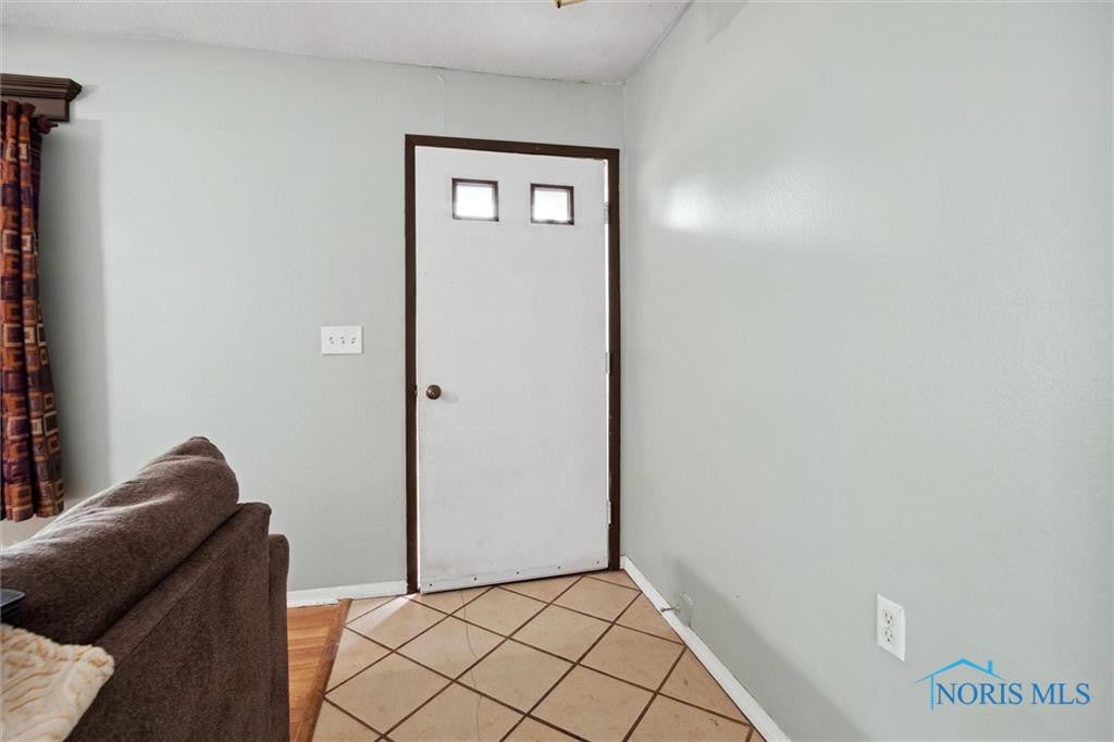 13830 Defiance Pike Rudolph, OH 43462 - Photo 9 of 46 Gallery Image 9