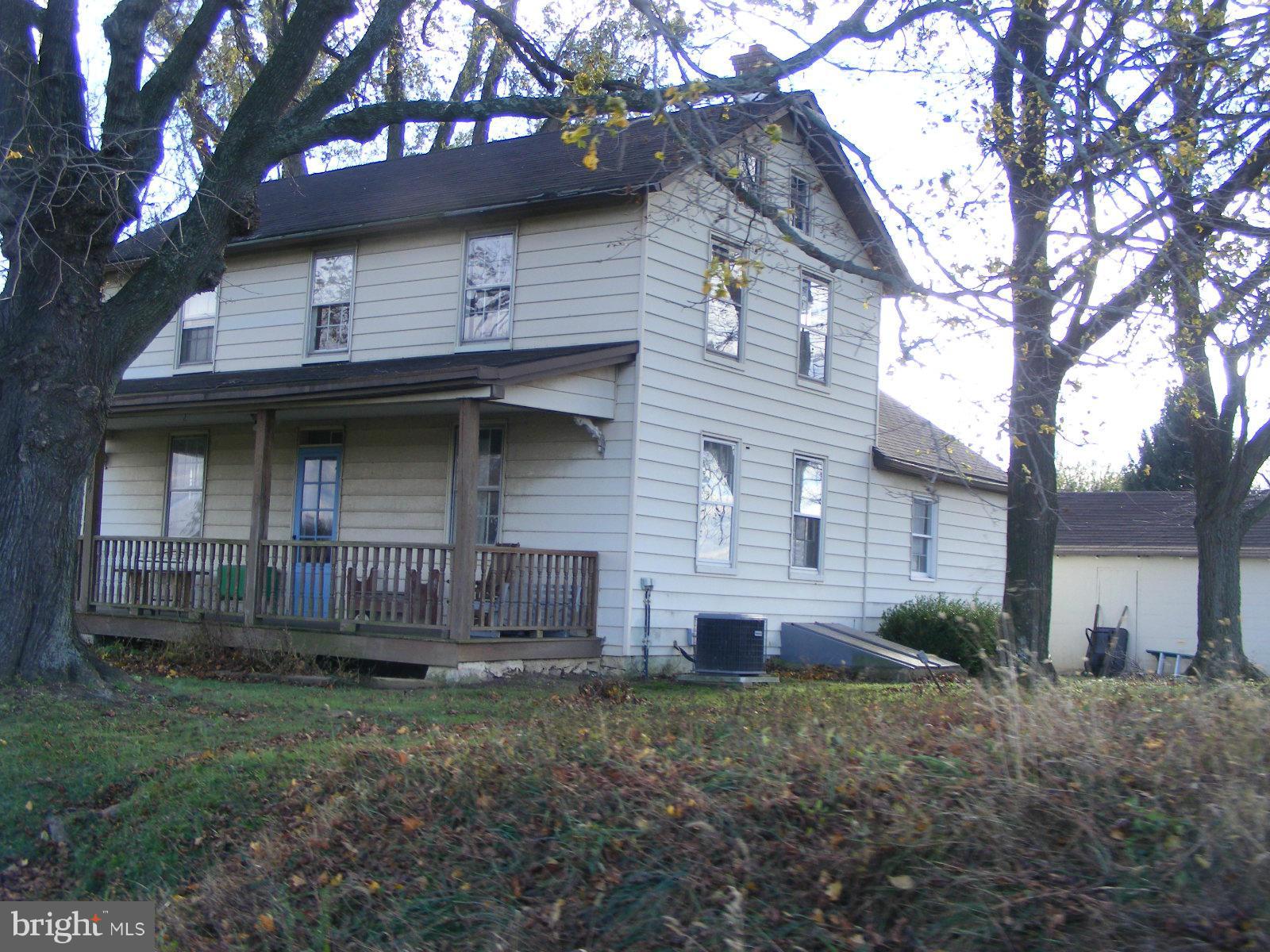 884 Barnes Corner Road Rising Sun, MD 21911 - Photo 6 of 28 Right Side