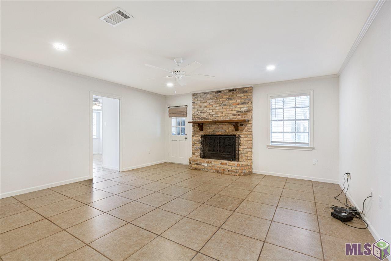 1536 Rue Crozat Baton Rouge, LA 70810 - Photo 5 of 17 Gallery Image 5