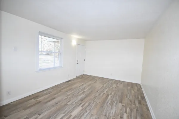 $895 | 142 Rob Road, Unit B, Clarksville, TN 37040