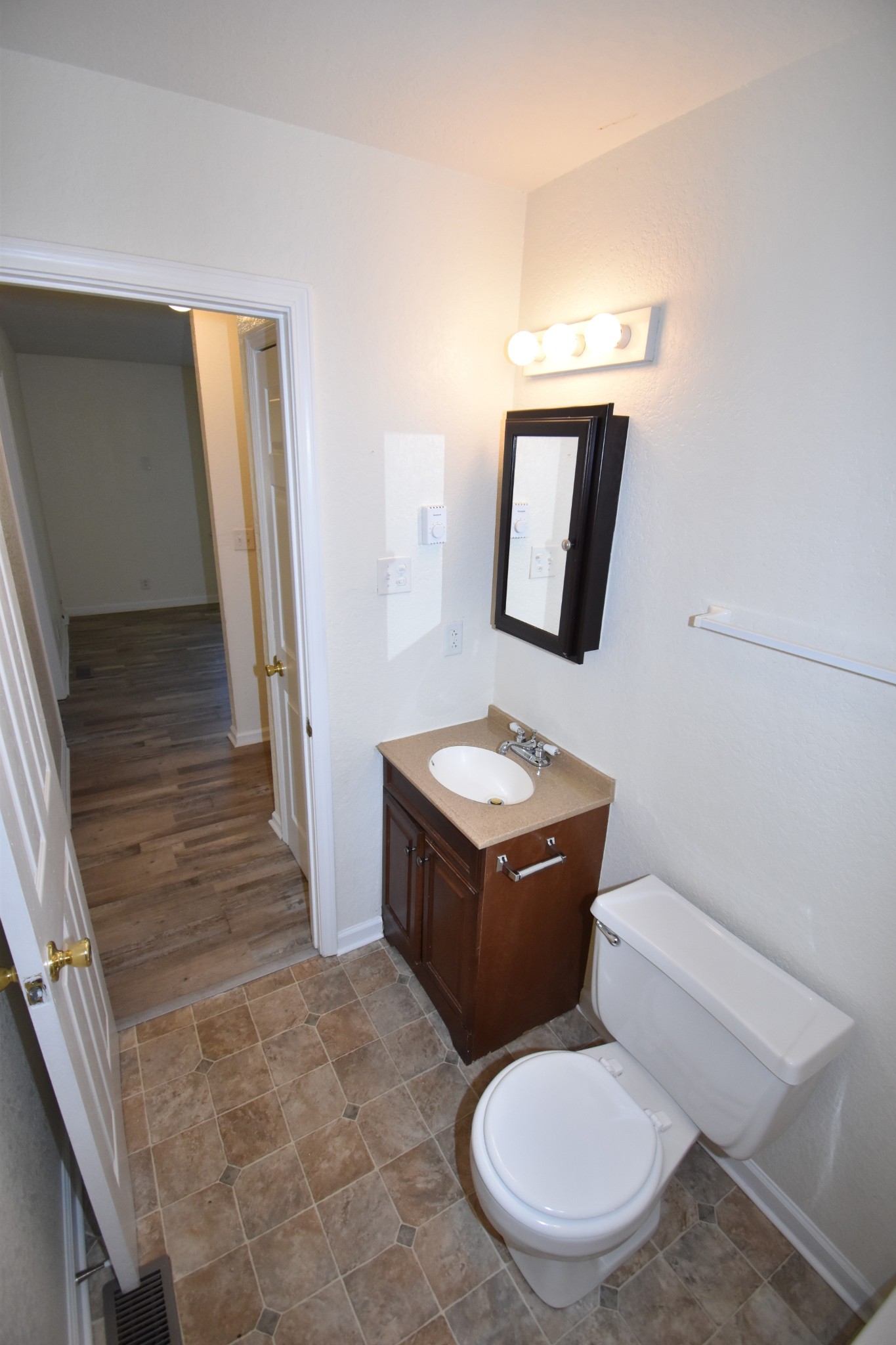 142 Rob Road, Unit B Clarksville, TN 37040 - Photo 7 of 15