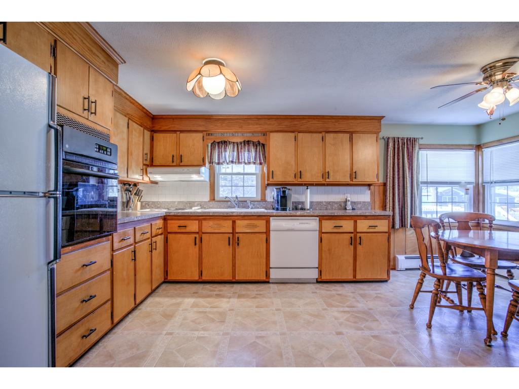 5 Garrison Road Salem, NH 03079 - Photo 5 of 22