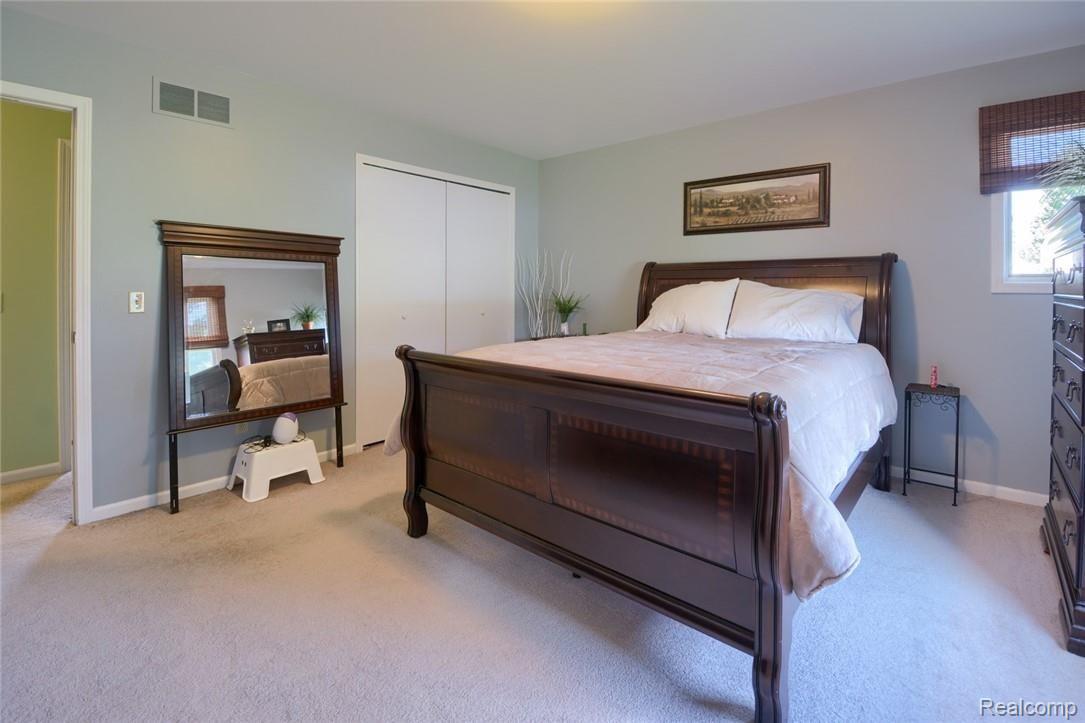 12490 East Carpenter Road Davison, MI 48423 - Photo 23 of 32 DSC_9340-HDR(3).jpg