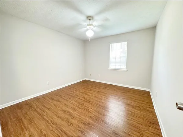 $2,100 | 2945 Sawgrass Trail Southwest, Lilburn, GA 30047