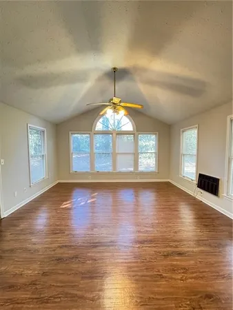 $2,100 | 2945 Sawgrass Trail Southwest, Lilburn, GA 30047