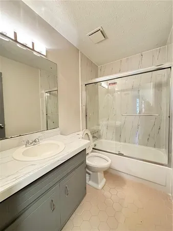 $2,100 | 2945 Sawgrass Trail Southwest, Lilburn, GA 30047