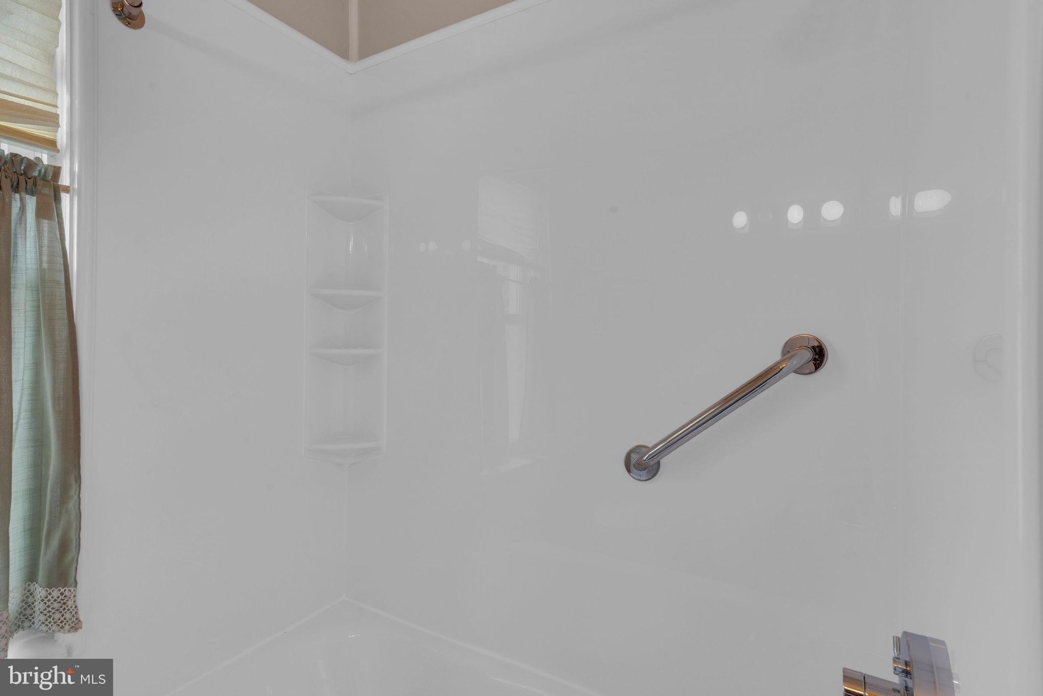7950 Ridgeway Street Philadelphia, PA 19111 - Photo 18 of 31 Gallery Image 18