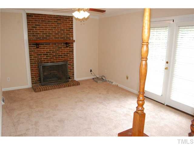 2113 Carthage Circle, Unit L102 Raleigh, NC 27604 - Photo 8 of 25