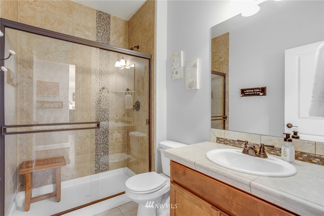 10219 Southeast 190th Street Renton, WA 98055 - Photo 11 of 25