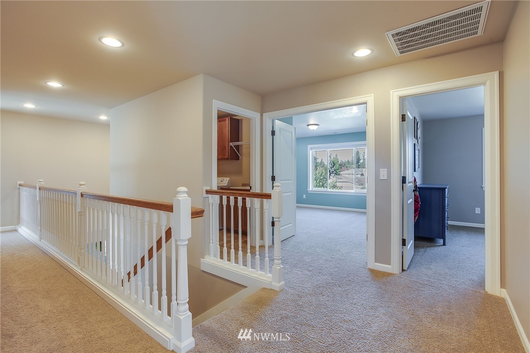 10219 Southeast 190th Street Renton, WA 98055 - Photo 12 of 25