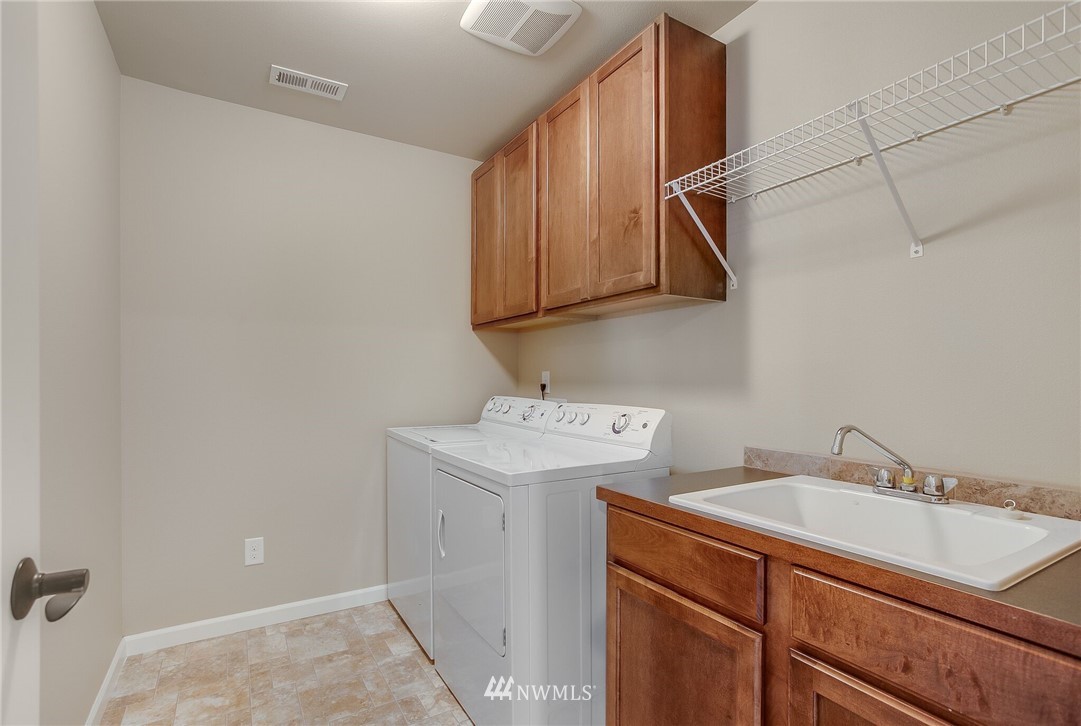 10219 Southeast 190th Street Renton, WA 98055 - Photo 13 of 25