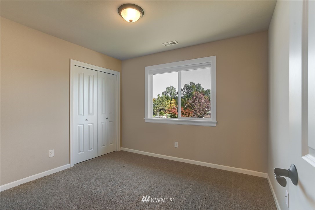 10219 Southeast 190th Street Renton, WA 98055 - Photo 16 of 25