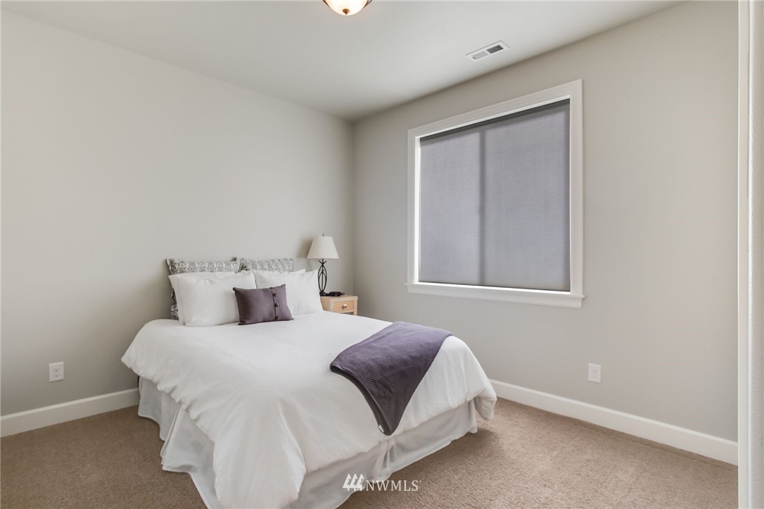 10219 Southeast 190th Street Renton, WA 98055 - Photo 10 of 25