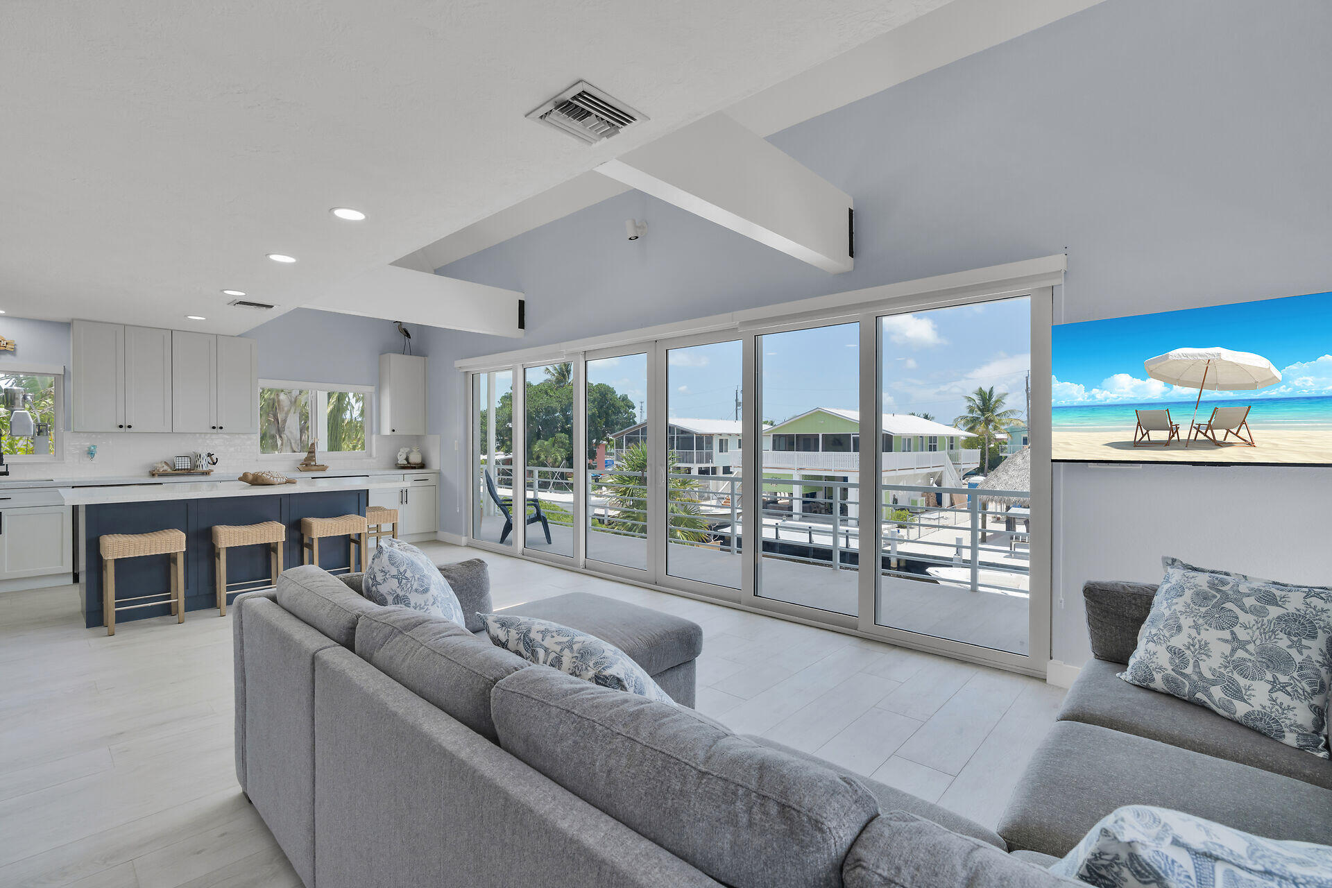 121 Long Key Lake Drive Long Key, FL 33001 - Photo 4 of 36 virtual-tour-364570-19