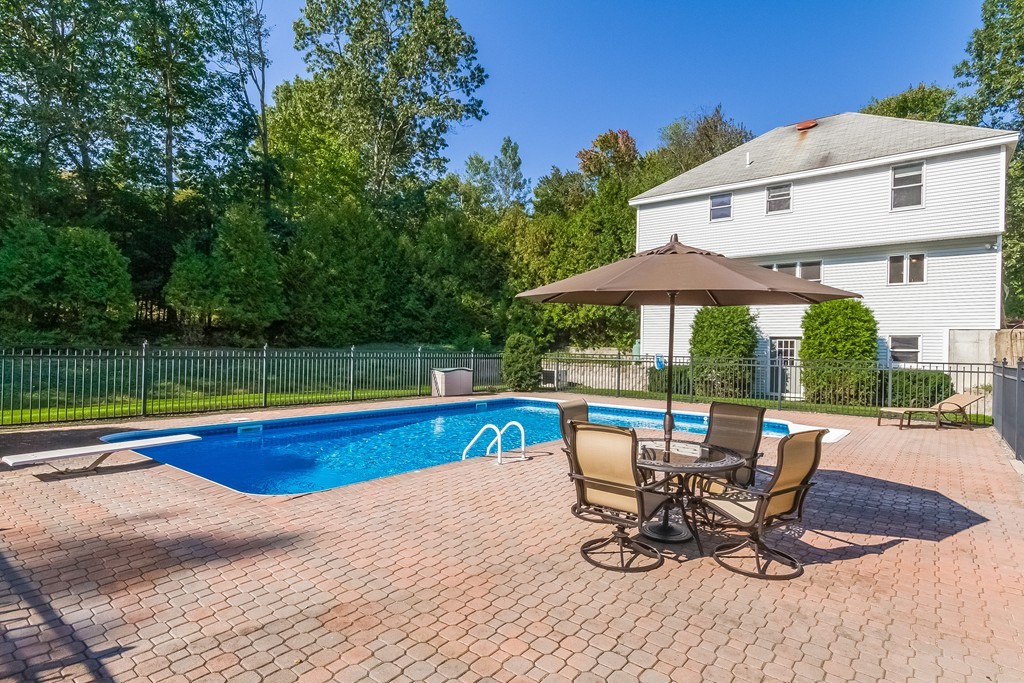 152 Fitchburg Road Townsend, MA 01469 - Photo 3 of 30 Gallery Image 3