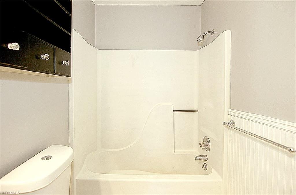 8770 Crestbrook Road Rural Hall, NC 27045 - Photo 12 of 22