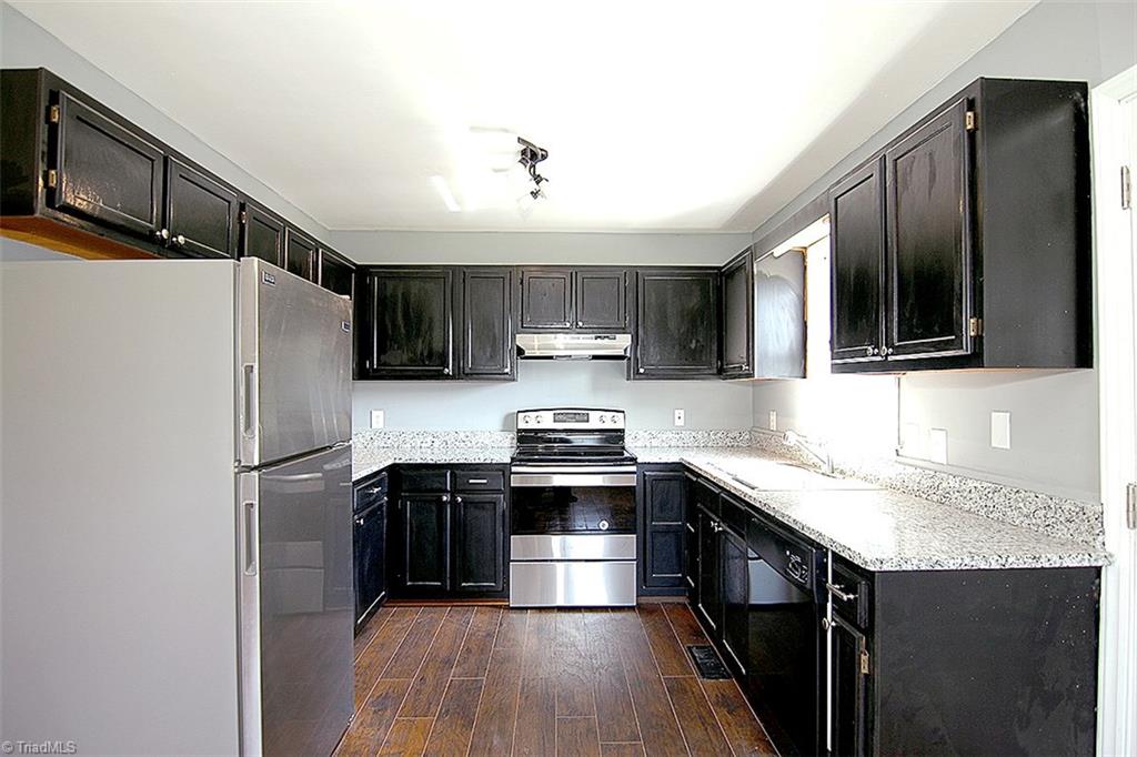 8770 Crestbrook Road Rural Hall, NC 27045 - Photo 5 of 22