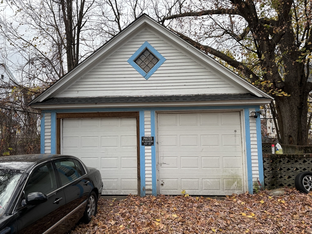 40 Norfolk Street Springfield, MA 01109 - Photo 4 of 13 Gallery Image 4