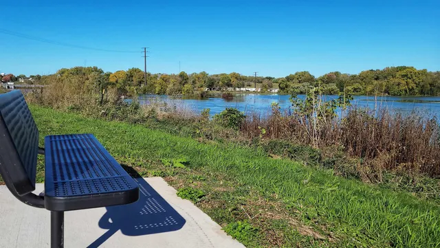 $950,000 | 800 East Papermill Run, Unit 101/2, Kimberly, WI 54136