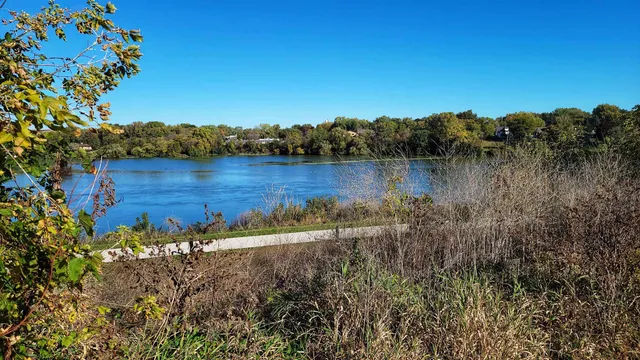 $950,000 | 800 East Papermill Run, Unit 101/2, Kimberly, WI 54136