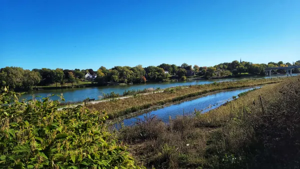 $950,000 | 800 East Papermill Run, Unit 101/2, Kimberly, WI 54136