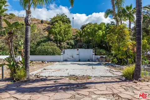 $5,495,000 | 21967 Pacific Coast Highway, Malibu, CA 90265