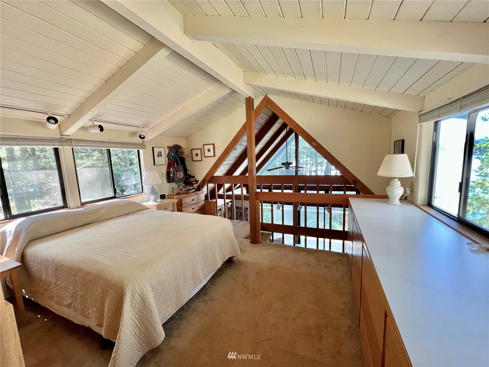 181 Dock Road Eastsound, WA 98245 - Photo 12 of 40 Gallery Image 12