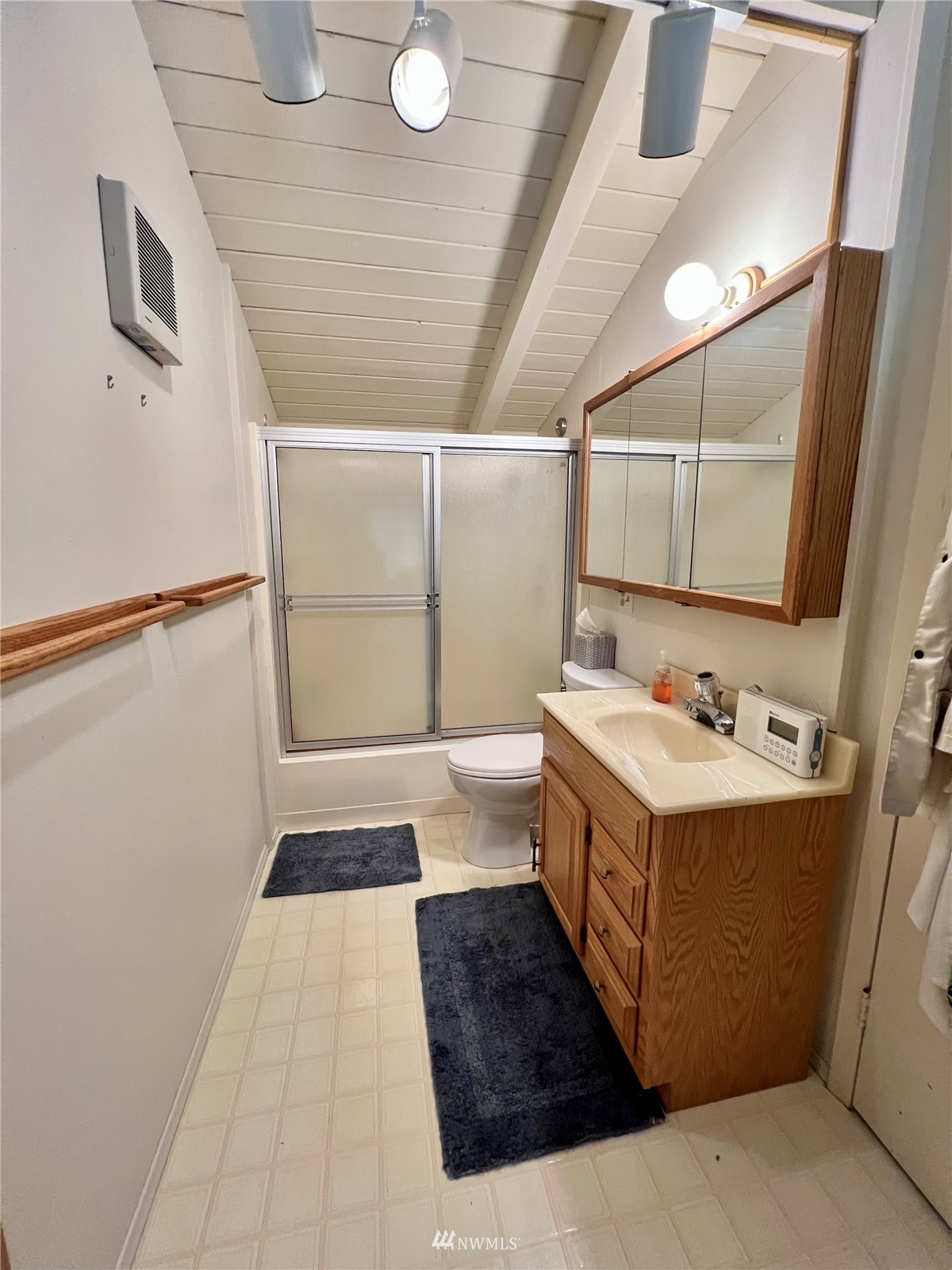 181 Dock Road Eastsound, WA 98245 - Photo 19 of 40 Gallery Image 19