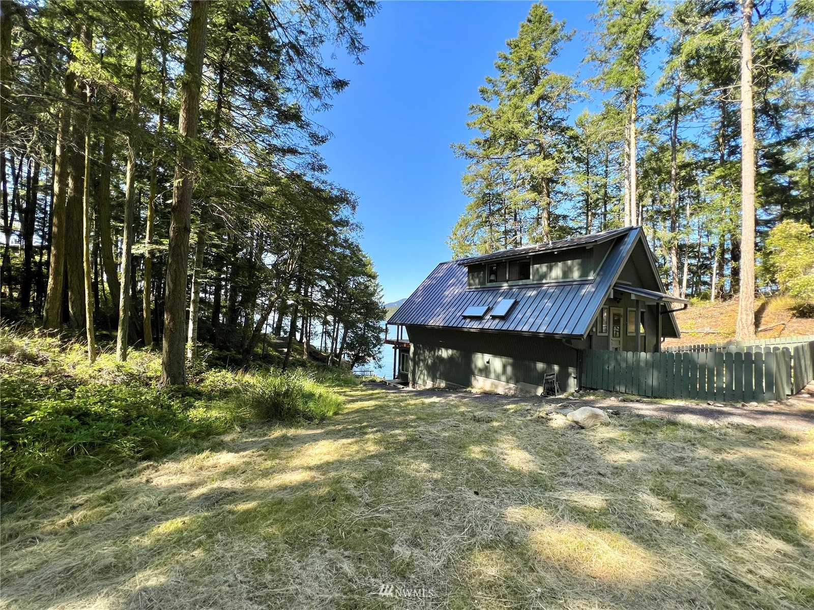 181 Dock Road Eastsound, WA 98245 - Photo 24 of 40 Gallery Image 24