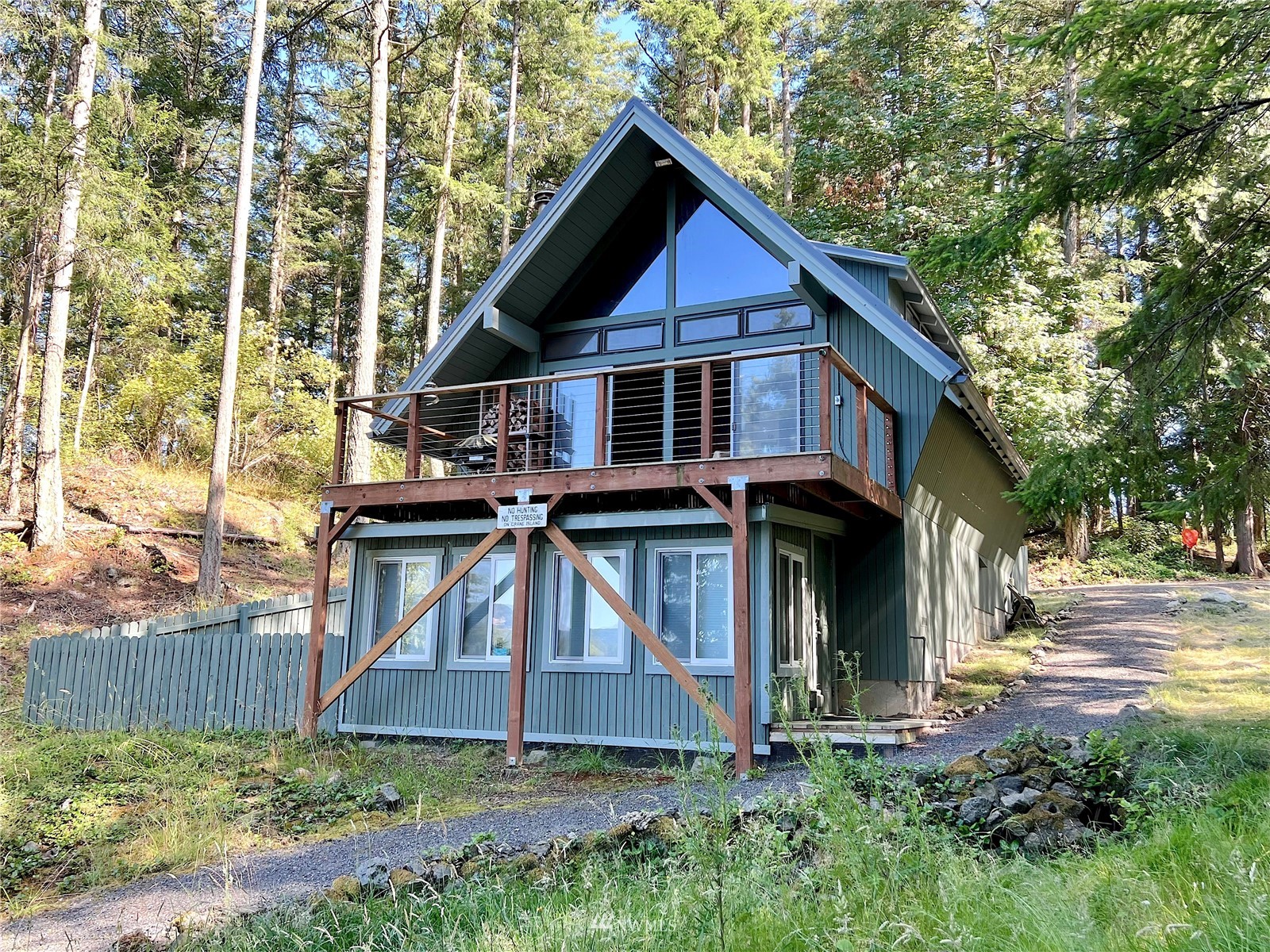 181 Dock Road Eastsound, WA 98245 - Photo 4 of 40 Gallery Image 4