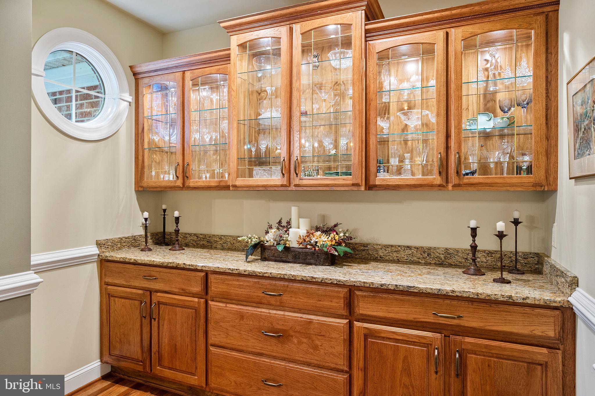 34 Colony Crossing Edgewater, MD 21037 - Photo 11 of 53 Butler's Pantry