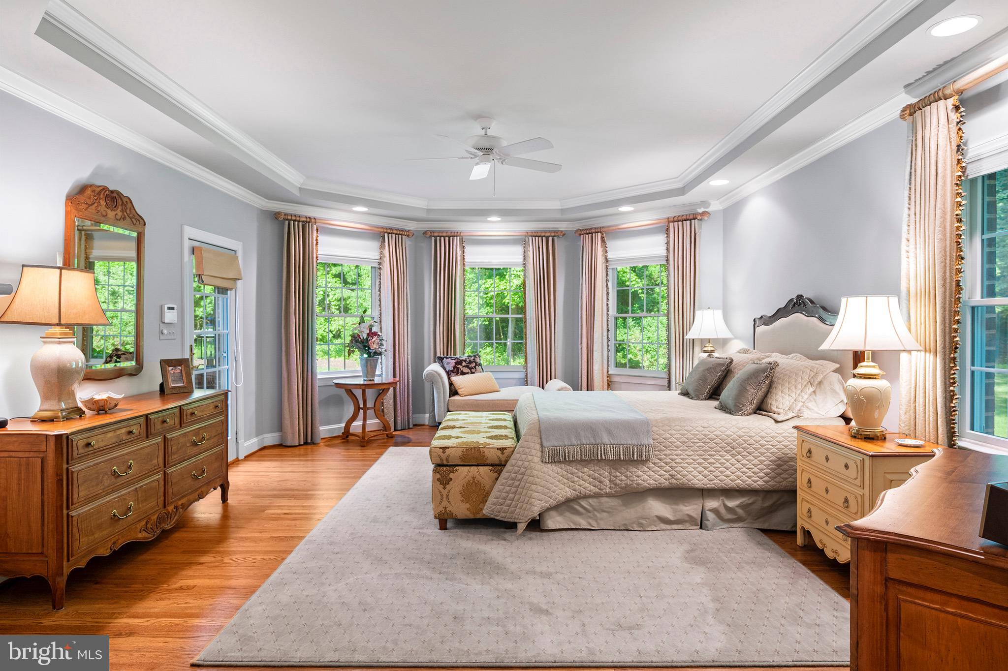 34 Colony Crossing Edgewater, MD 21037 - Photo 21 of 53 Main Floor Primary Bedroom