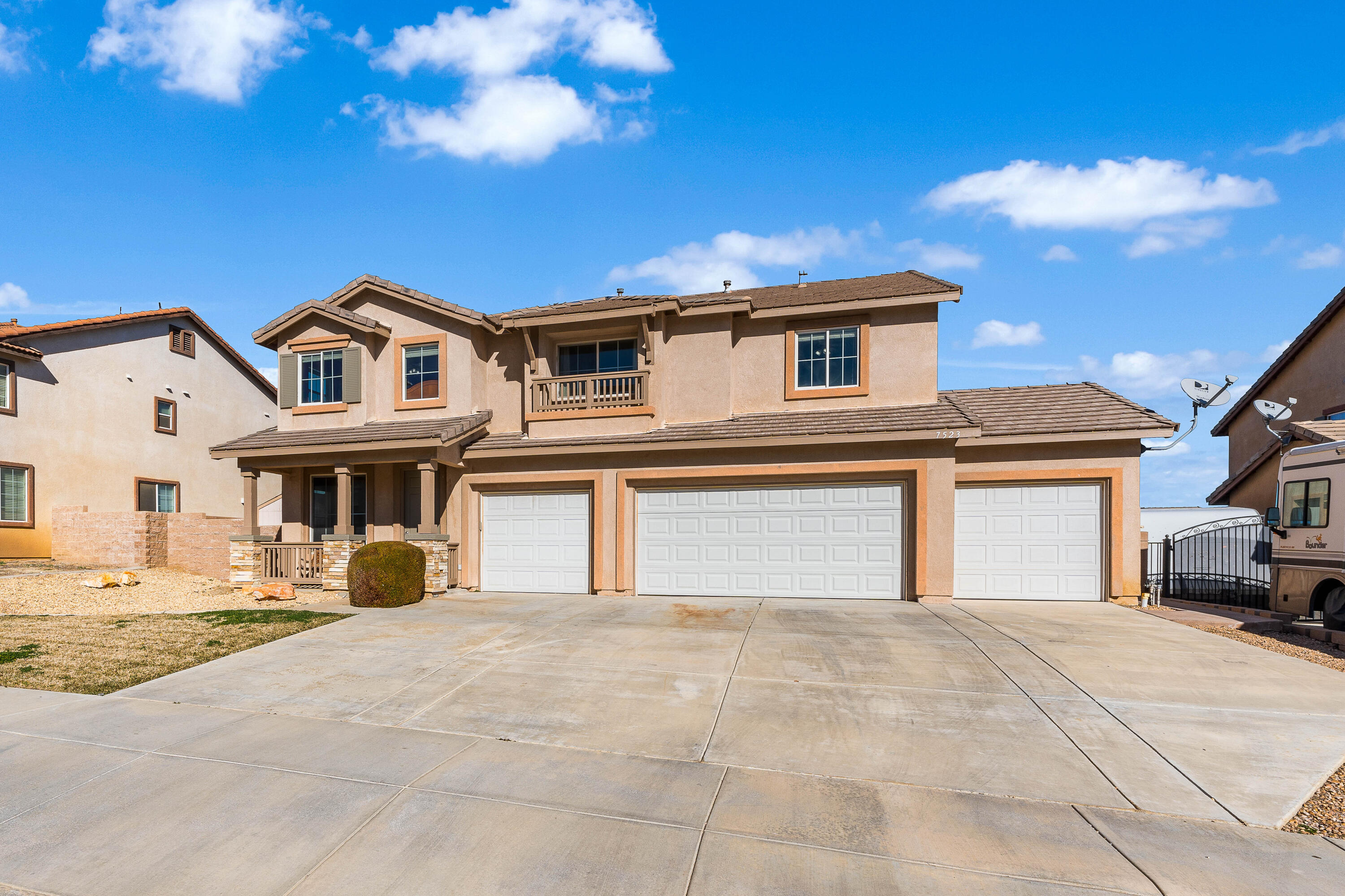 Ridgeview Dr-3